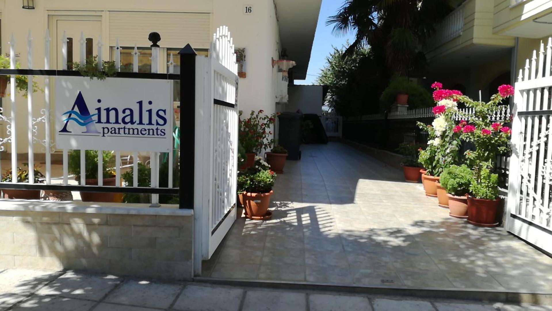Ainalis Apartments Olympiakí Aktí エクステリア 写真
